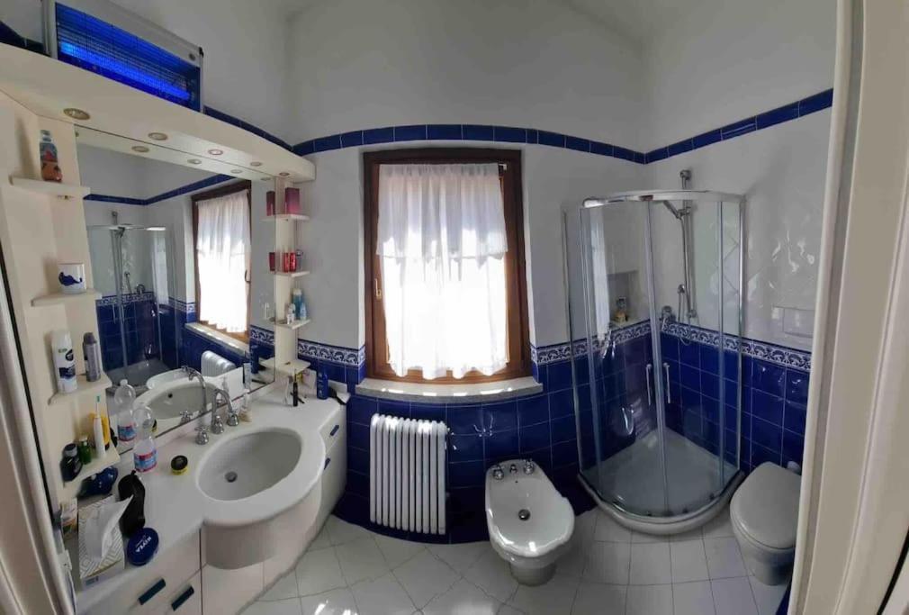 Villa Mit Whirlpool Und Phantastischer Aussicht Каполивери Екстериор снимка