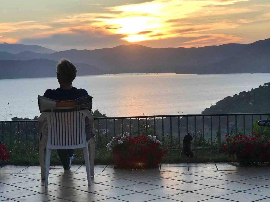 Villa Mit Whirlpool Und Phantastischer Aussicht Каполивери Екстериор снимка
